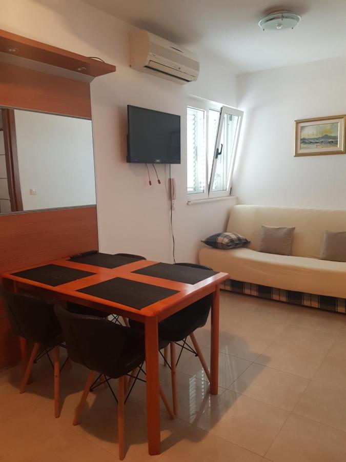 Apartment Lea Slatine Bagian luar foto