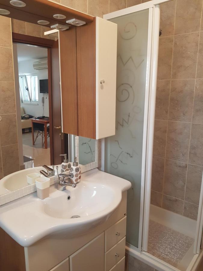 Apartment Lea Slatine Bagian luar foto